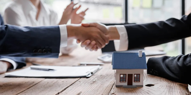 Emlak Komisyoncuları / Brokerlar